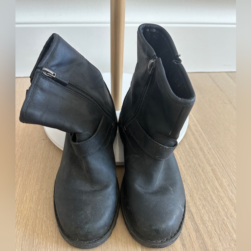 UGG Kids Leather Moto Boots Black Size 3 Little Girl Buckle Zip